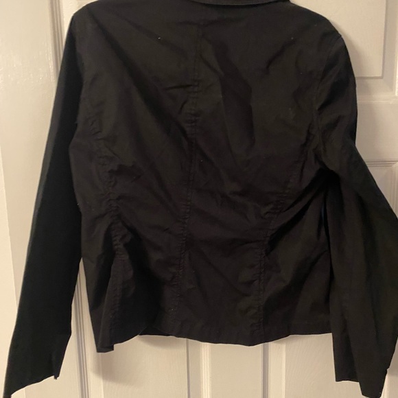 Blazer - Picture 3 of 4